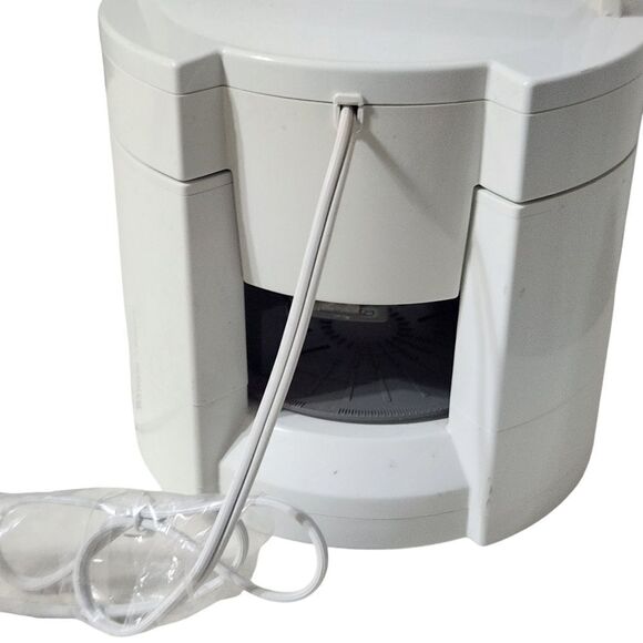 Black and Decker Lids Off Automatic Jar Opener JW200 Tested - Picture 6 of 8